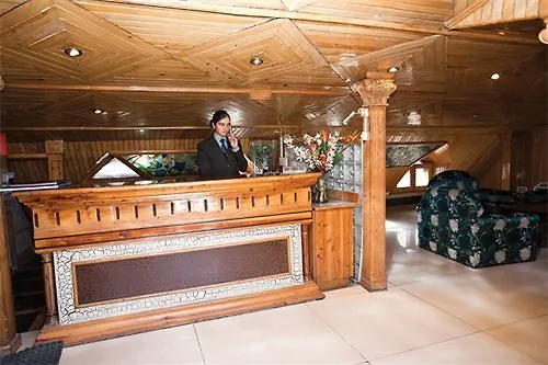 Hotel Ashiana Clarks Inn Shimla